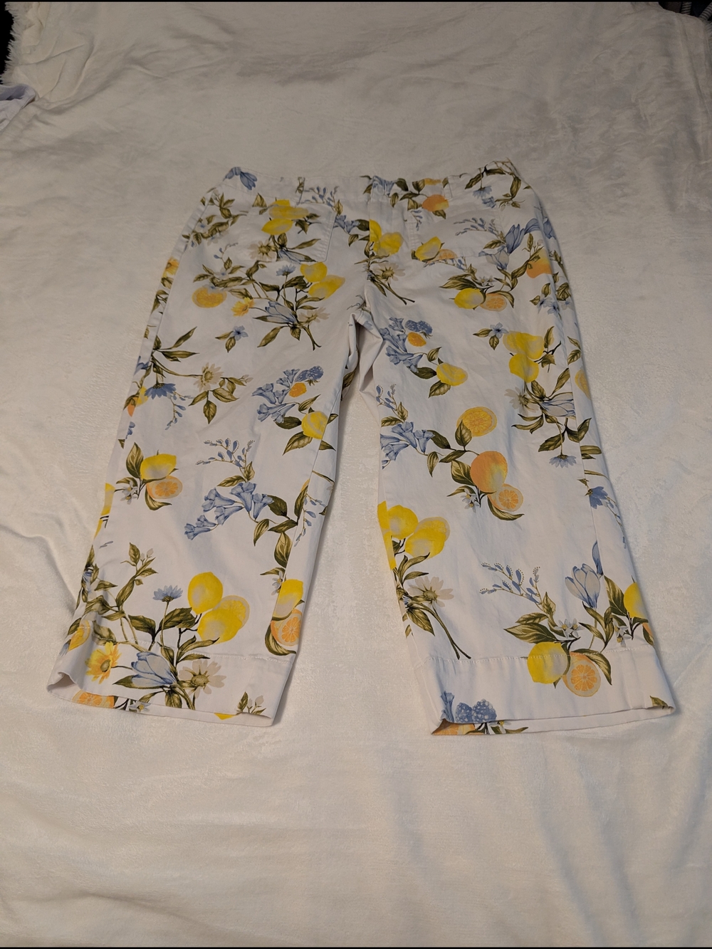 Bagatelle White Pants with Yellow Lemon & Blue Floral Print